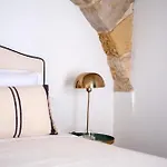 Palazzo Castrone, Luxury *