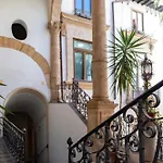 Palazzo Castrone, Luxury