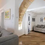 Palazzo Castrone, Luxury Apartamento