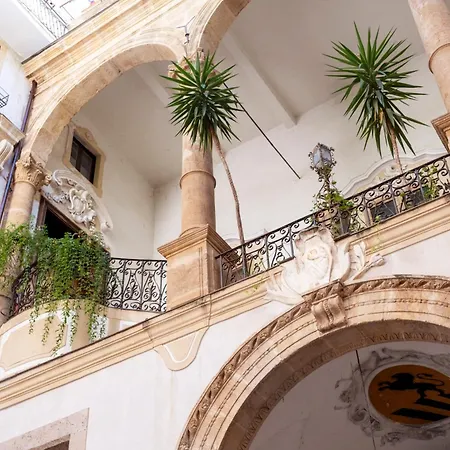 Palazzo Castrone, Luxury *