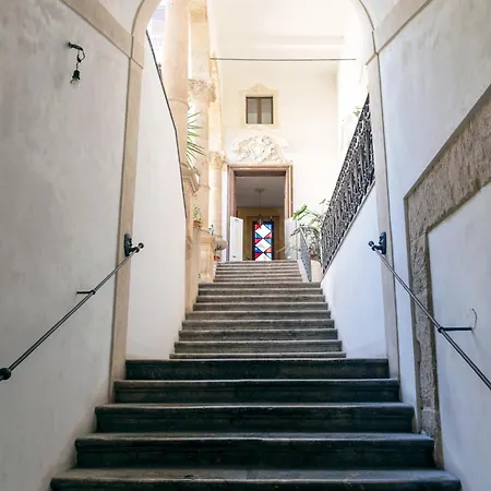Palazzo Castrone, Luxury Palermo