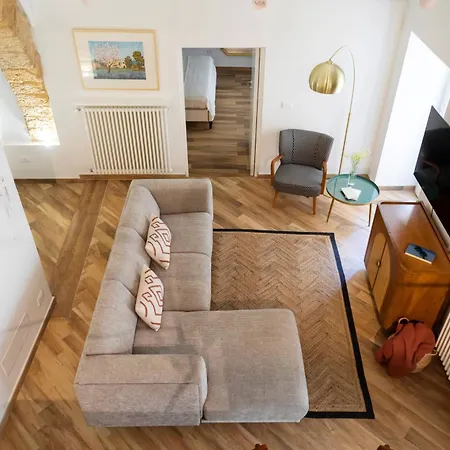 Palazzo Castrone, Luxury Apartamento *